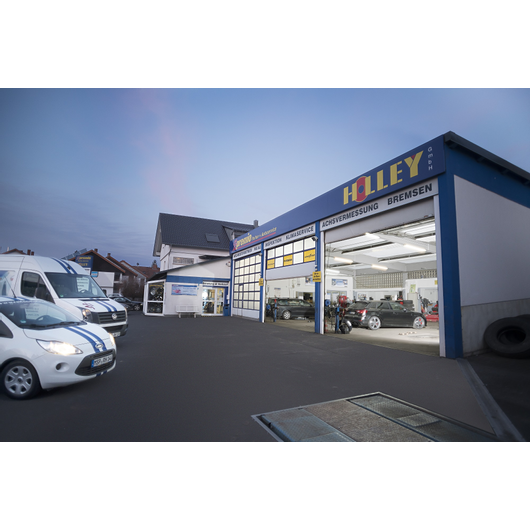 Kundenfoto 3 Reifen Holley GmbH, Premio Reifen- + Autoservice