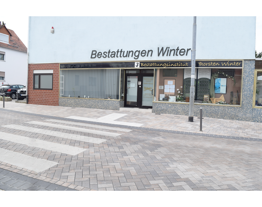 Kundenfoto 1 Beerdigungsinstitut Thorsten Winter Bestattungsinstitut