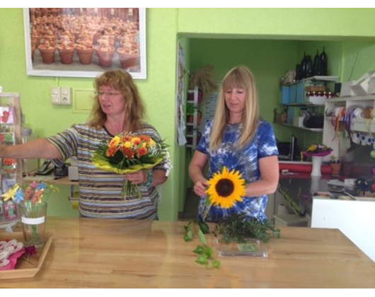 Kundenfoto 9 Blumenhaus Bäckel GbR Inh. Carmen Bäckel und Sabine Bäckel-Pils Blumengeschäft Kundenfoto 9 Blumenhaus Bäckel GbR Inh. Carmen Bäckel und Sabine Bäckel-Pils Blumengeschäft