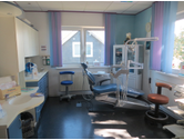 Bildergallerie Heller Matthias Dr. med. dent. Zahnarzt Oralchirurg Neuhaus am Rennweg