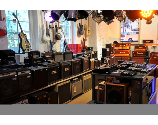 Kundenfoto 5 Fabiani Guitars & Drums Musikhaus