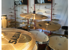 Kundenbild groß 4 Fabiani Guitars & Drums Musikhaus