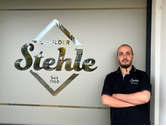 Eigentümer Bilder Schilder Stehle GmbH Schilder aller Art Trier